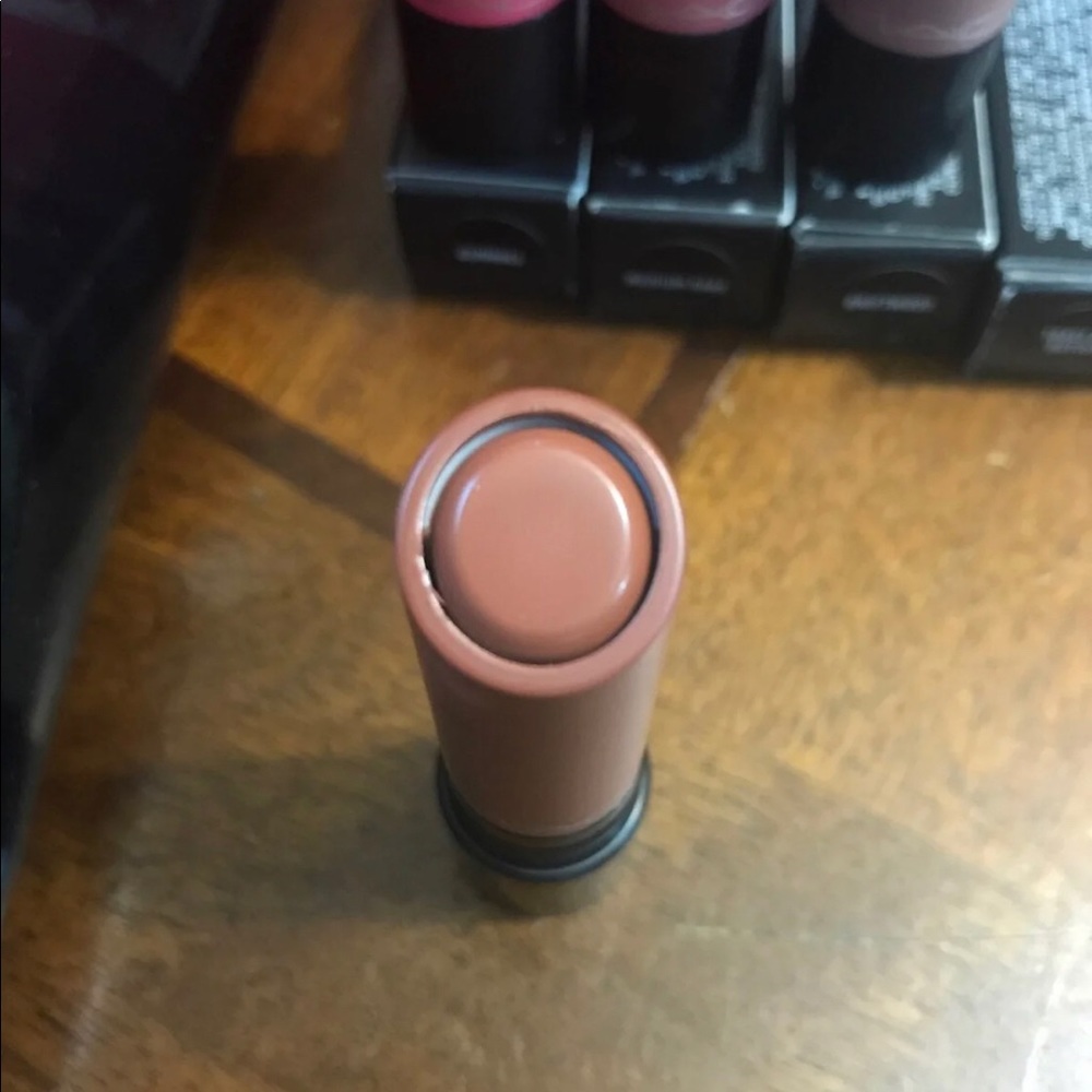 🚫SOLD🚫New M.A.C toast and butter lip stick
